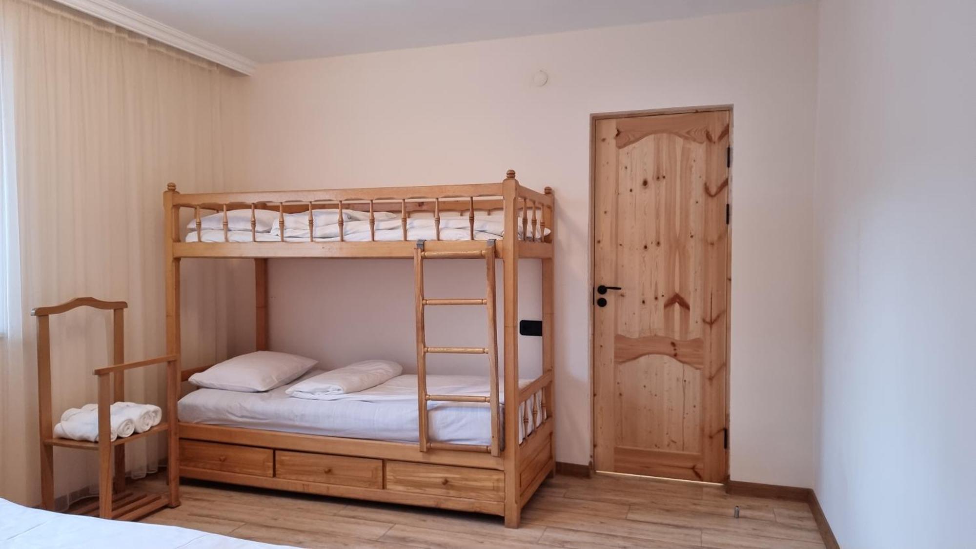 Villa Sunshine , Apartment With 4 Bedrooms,Whole Apartment, Апартмент Целиком Dilican Dış mekan fotoğraf